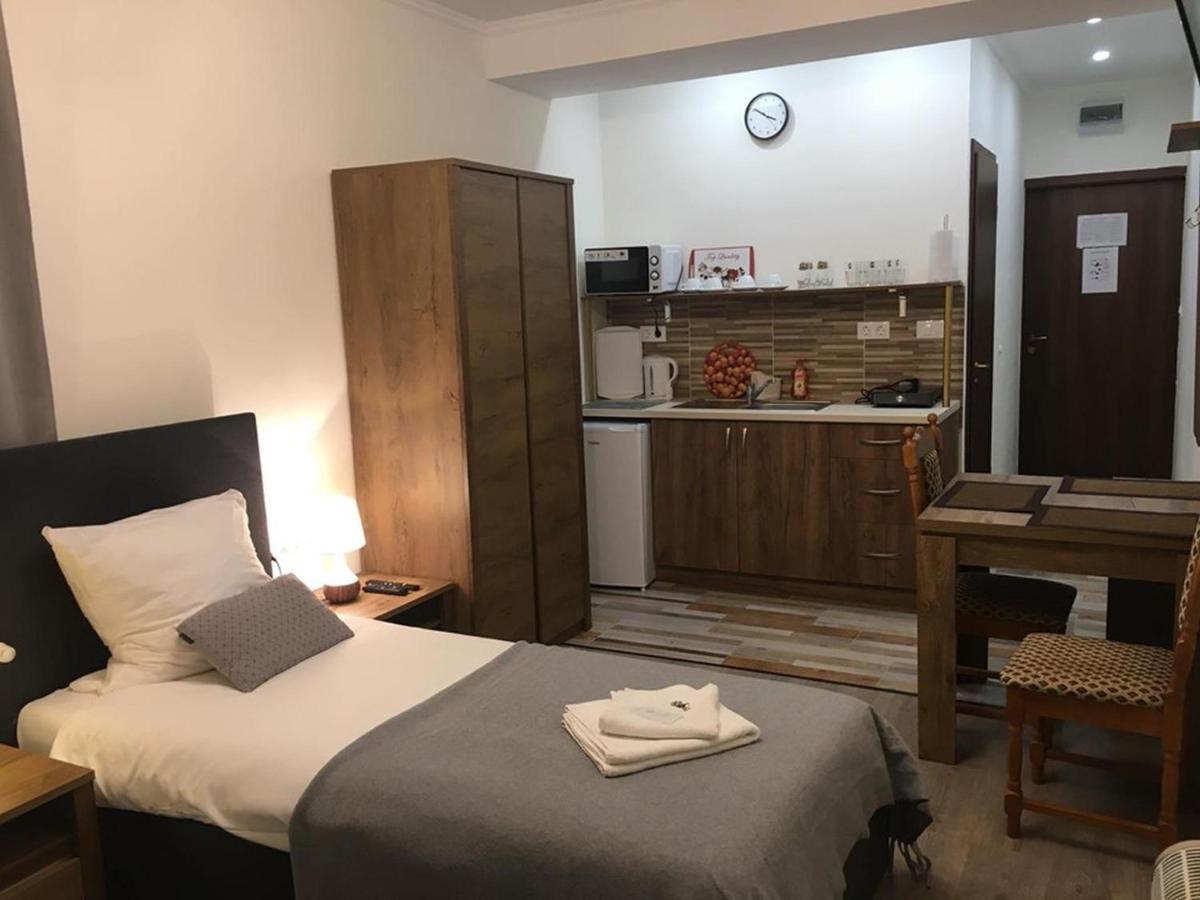 Aranykorona Apartmanhaz Miskolc Ngoại thất bức ảnh