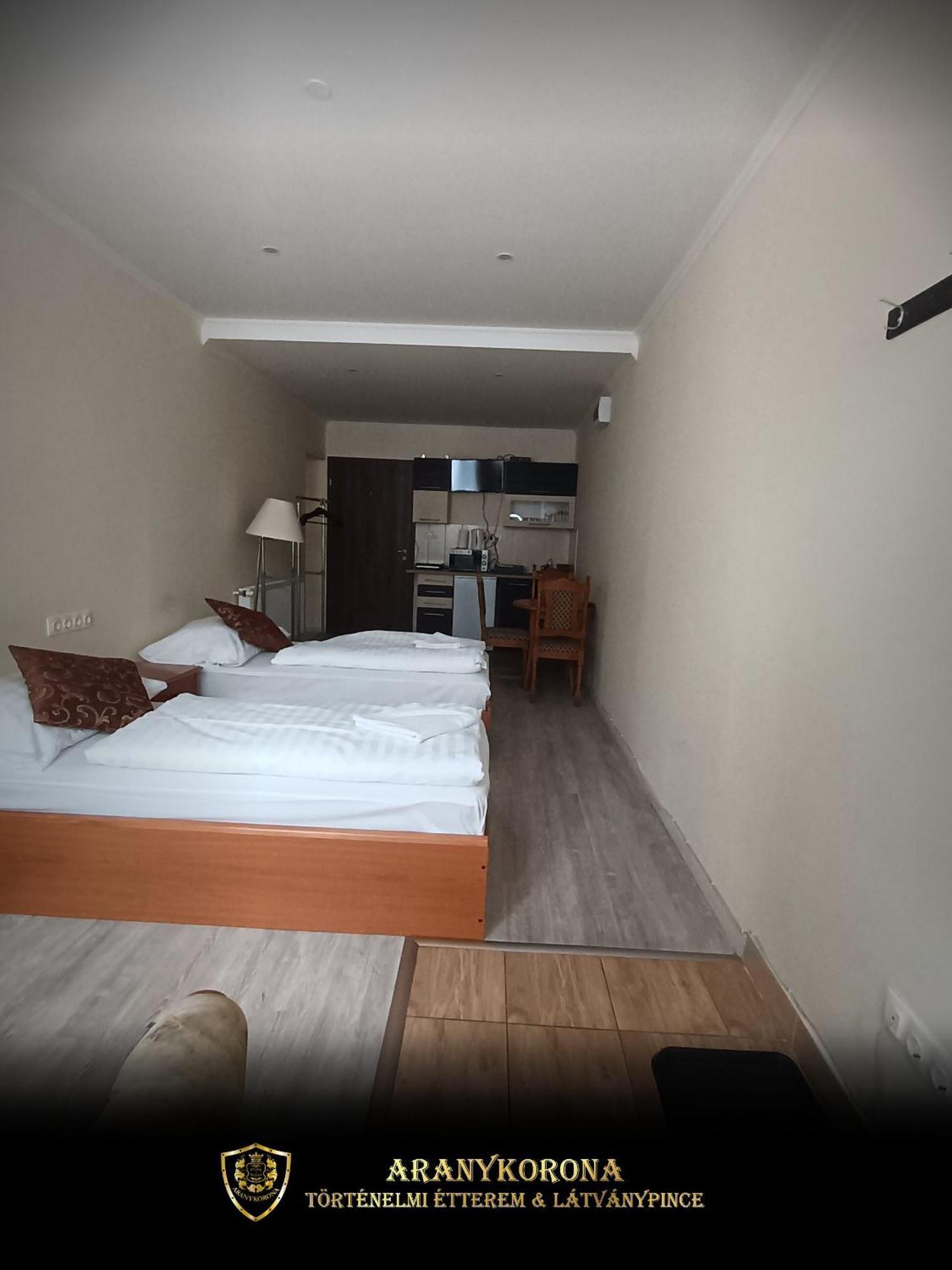 Aranykorona Apartmanhaz Miskolc Ngoại thất bức ảnh