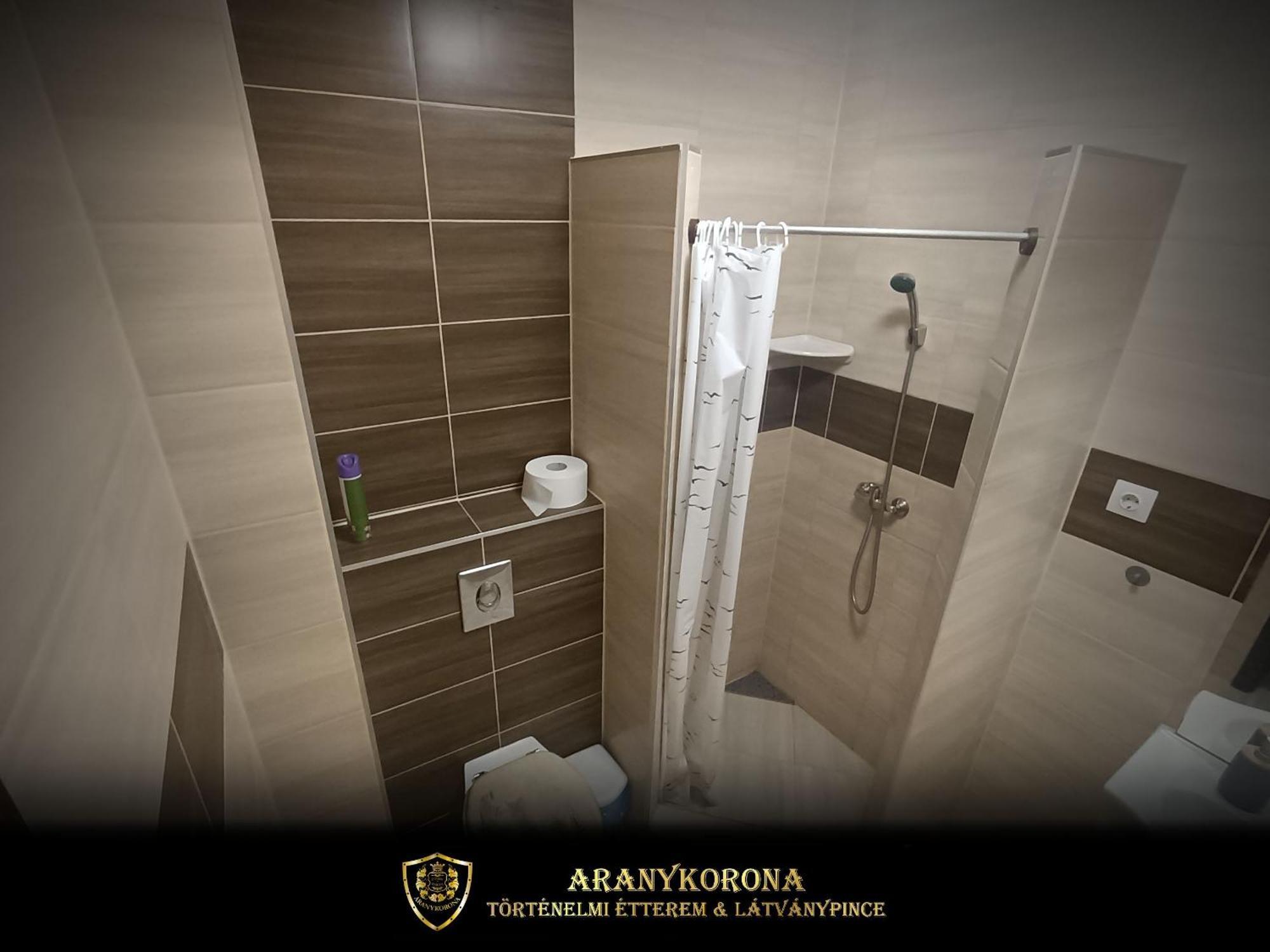 Aranykorona Apartmanhaz Miskolc Ngoại thất bức ảnh