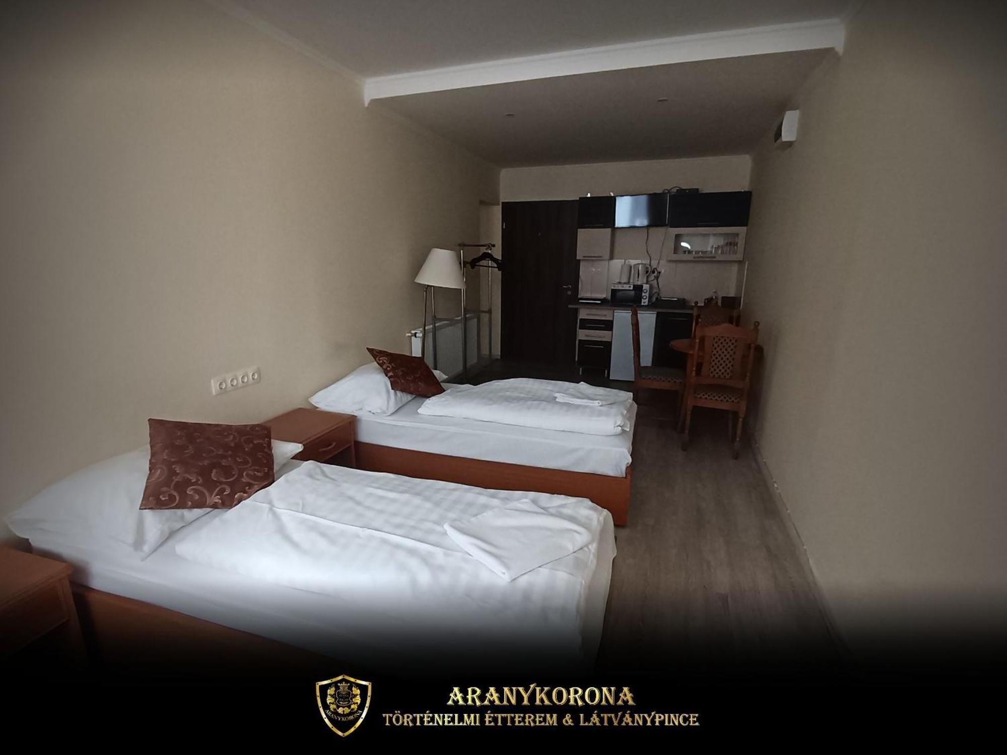 Aranykorona Apartmanhaz Miskolc Ngoại thất bức ảnh