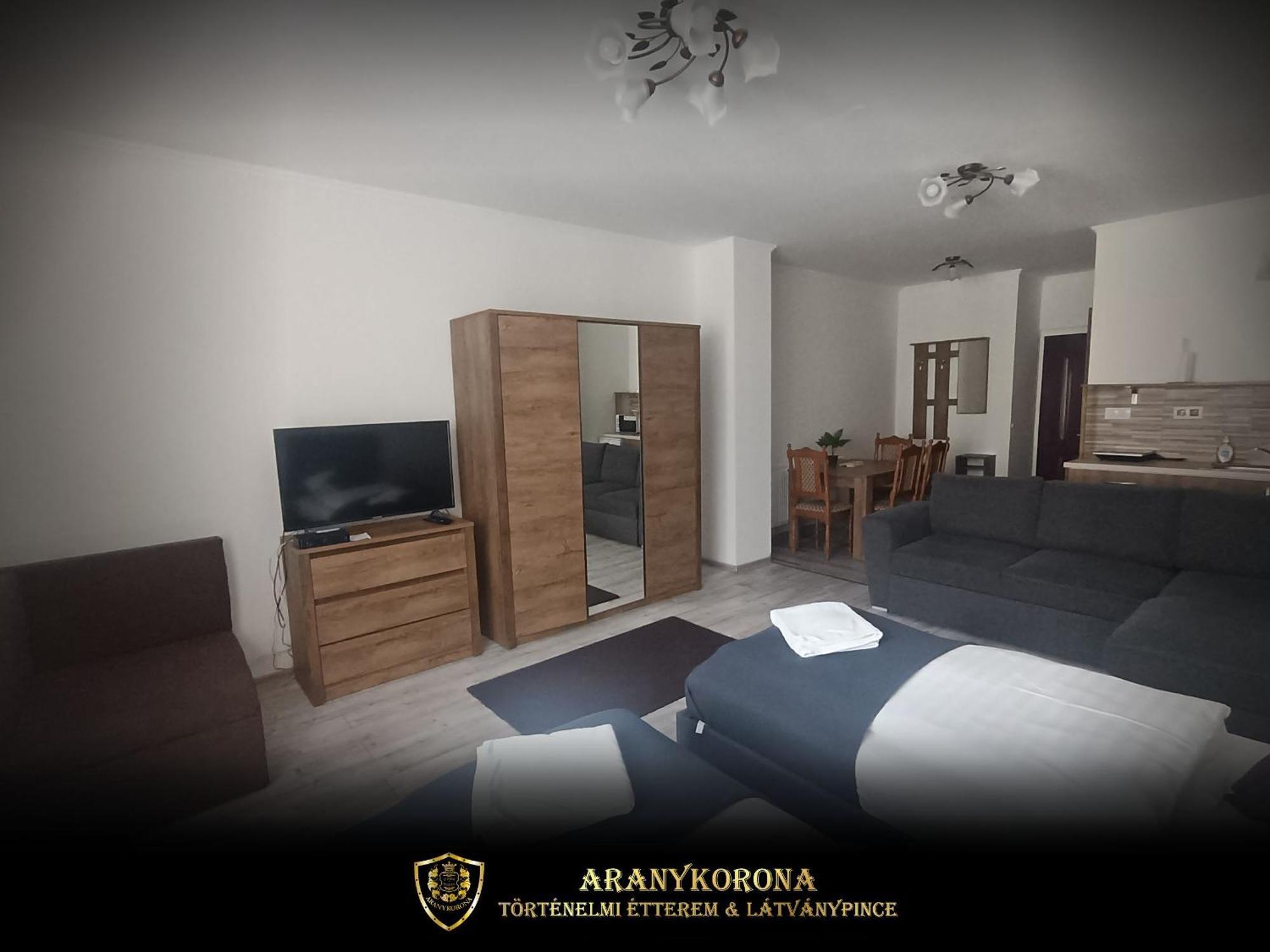 Aranykorona Apartmanhaz Miskolc Ngoại thất bức ảnh